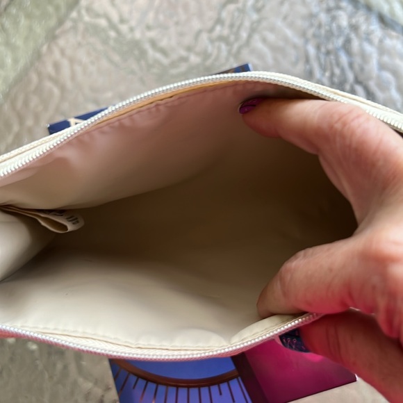 BN Christian Dior makeup pouch - Picture 4 of 4